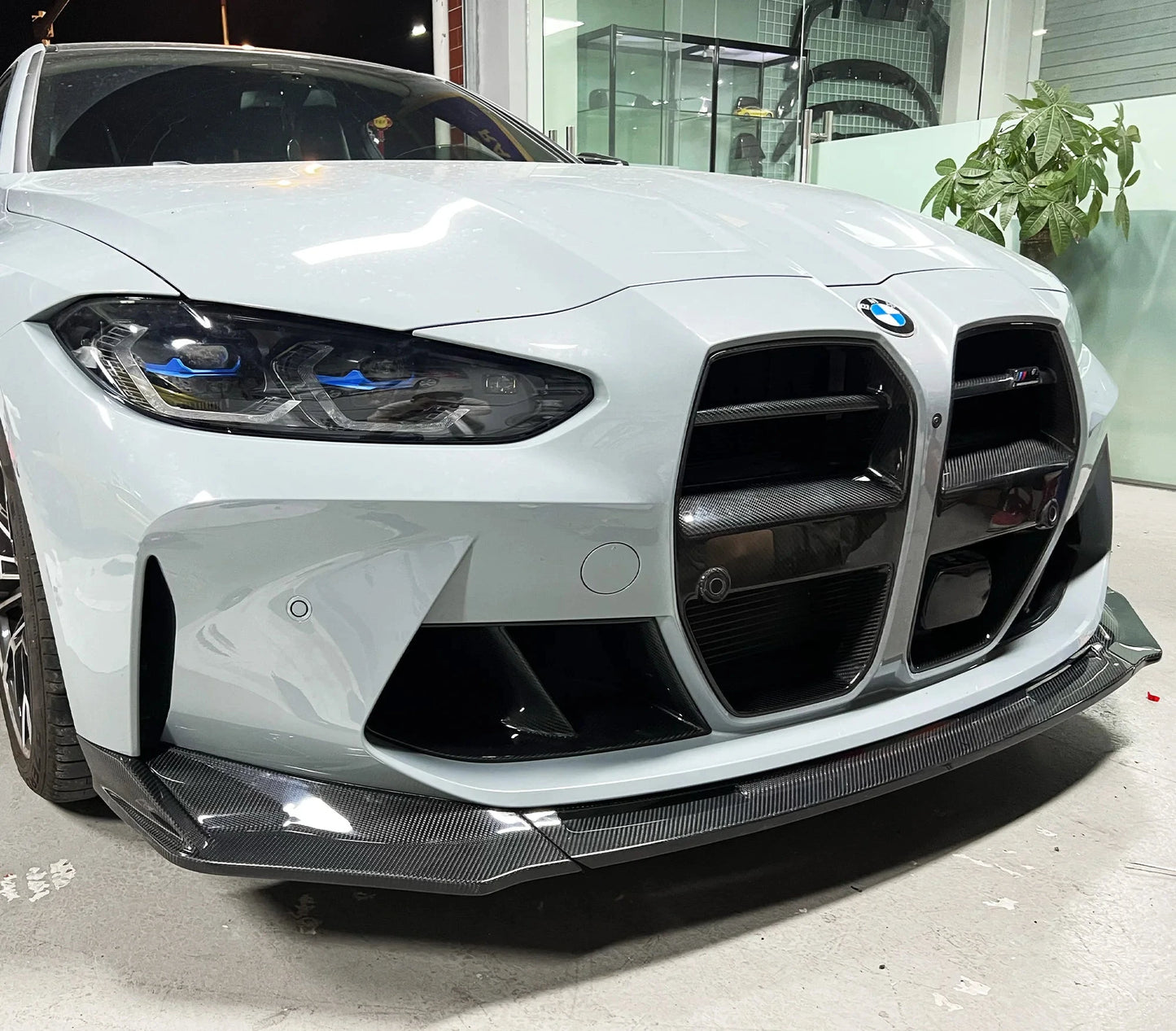 BMW G8X M3/M4 Carbon V Style Front Lip