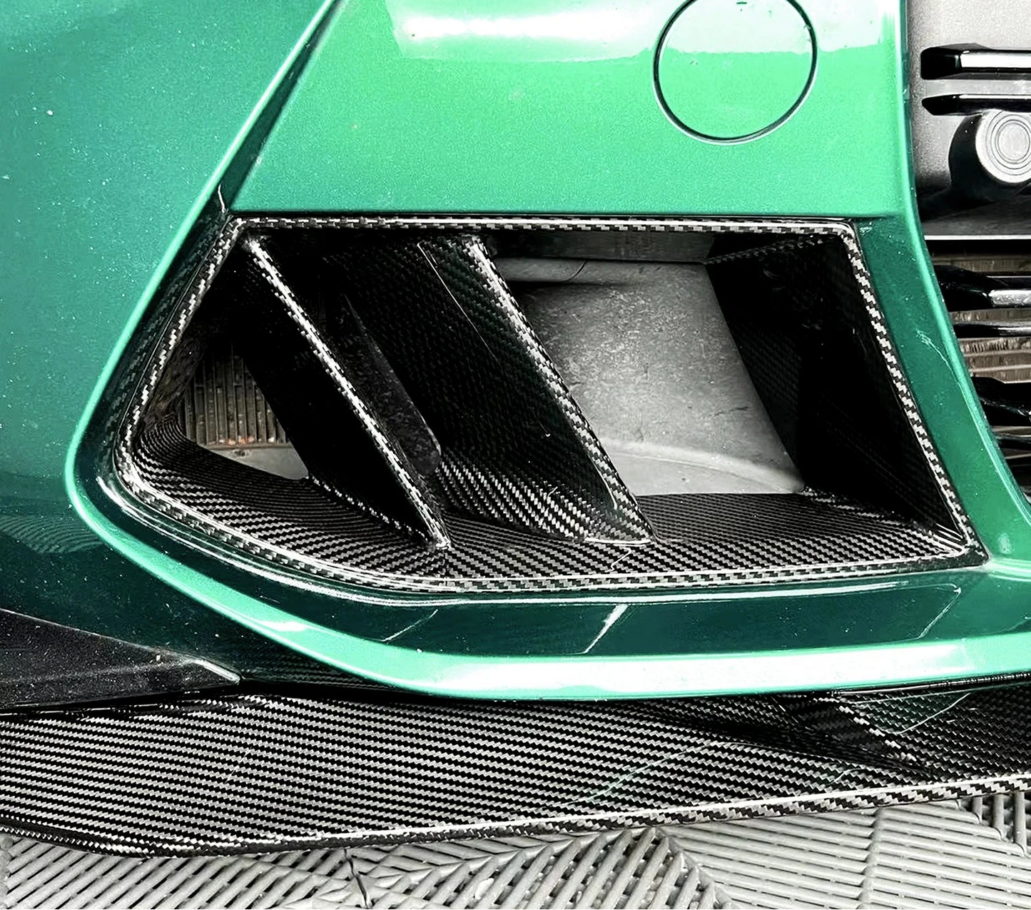 BMW G8X M3/M4 Carbon Fiber R Style Air Inlets