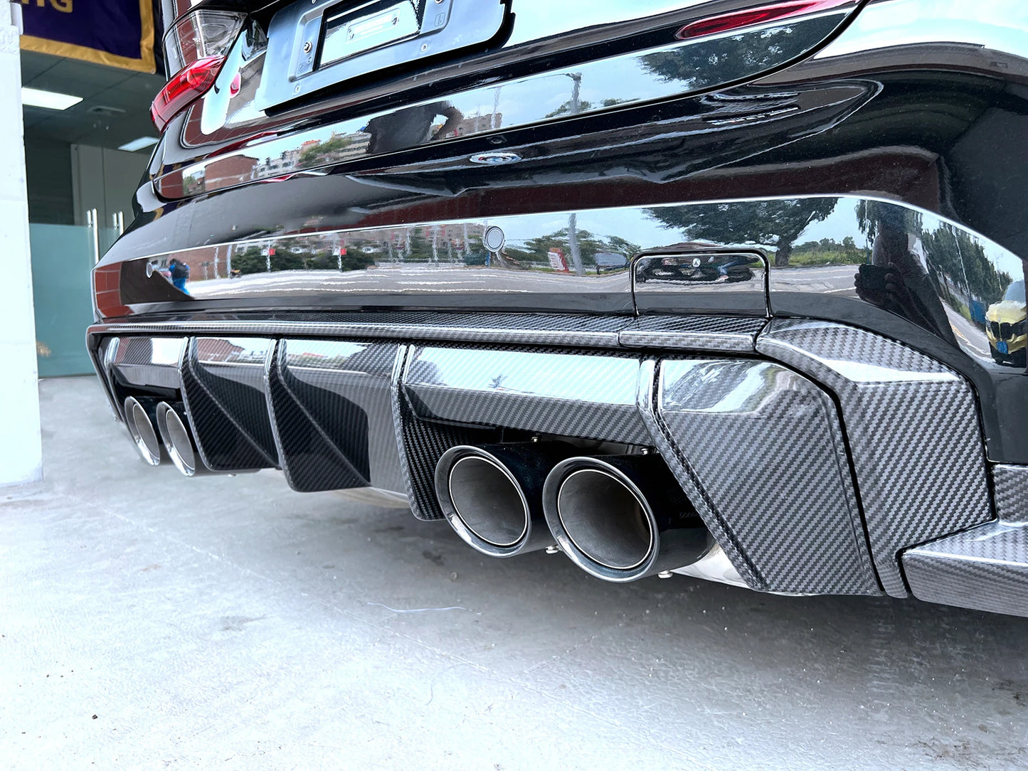 BMW G8X M3/M4 MP Style Carbon Fiber Rear Diffuser