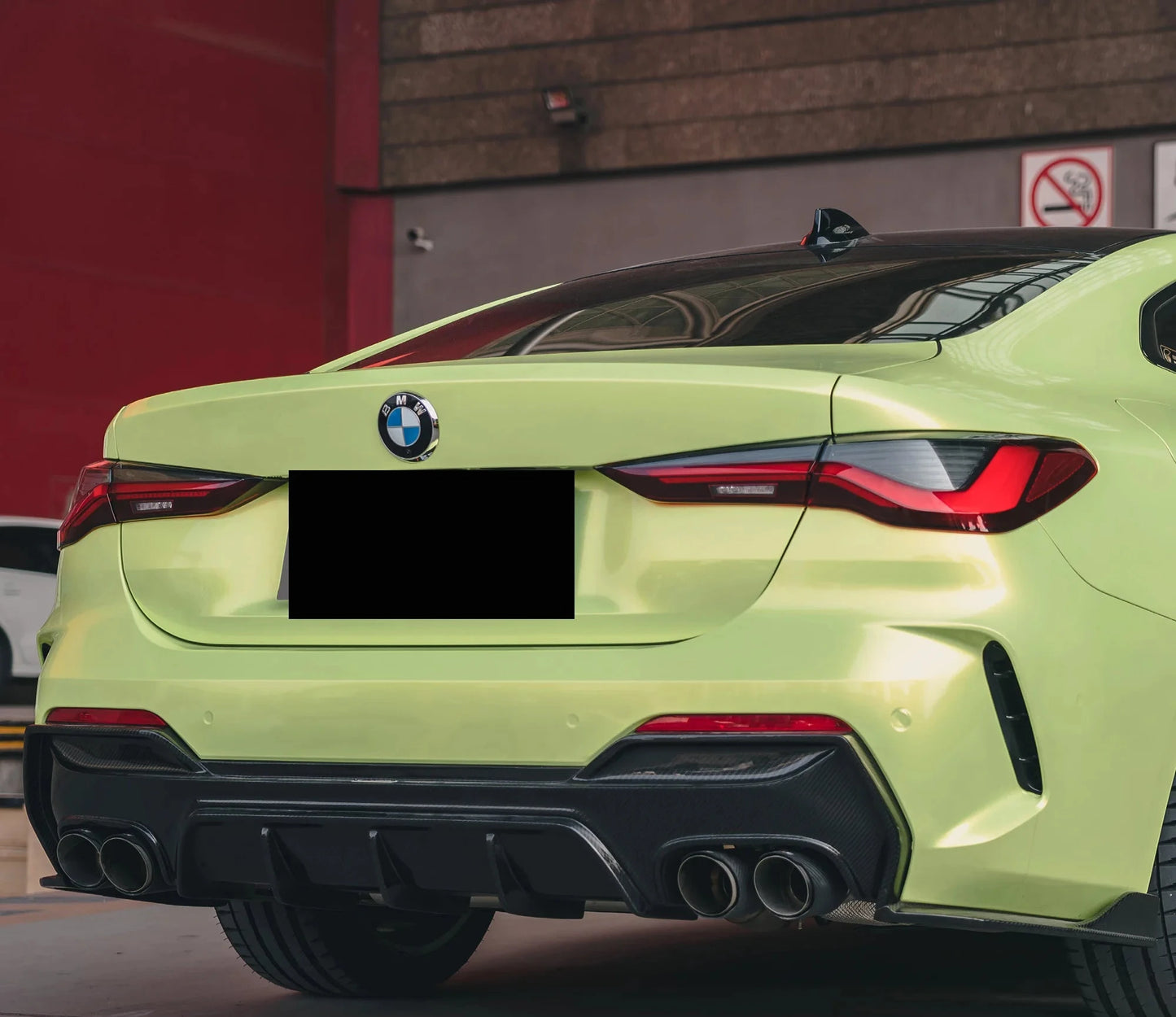 BMW G2X Carbon Fiber Diffuser