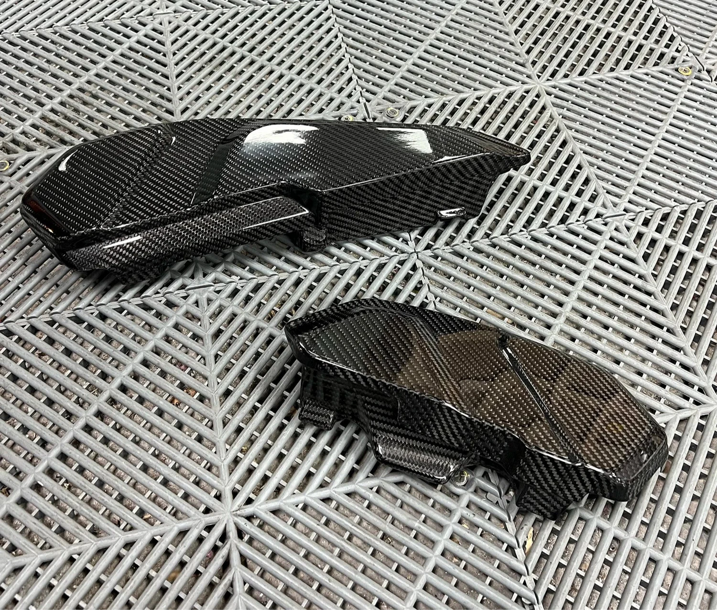 BMW F90 M5 Carbon Fiber Engine Bay Cover