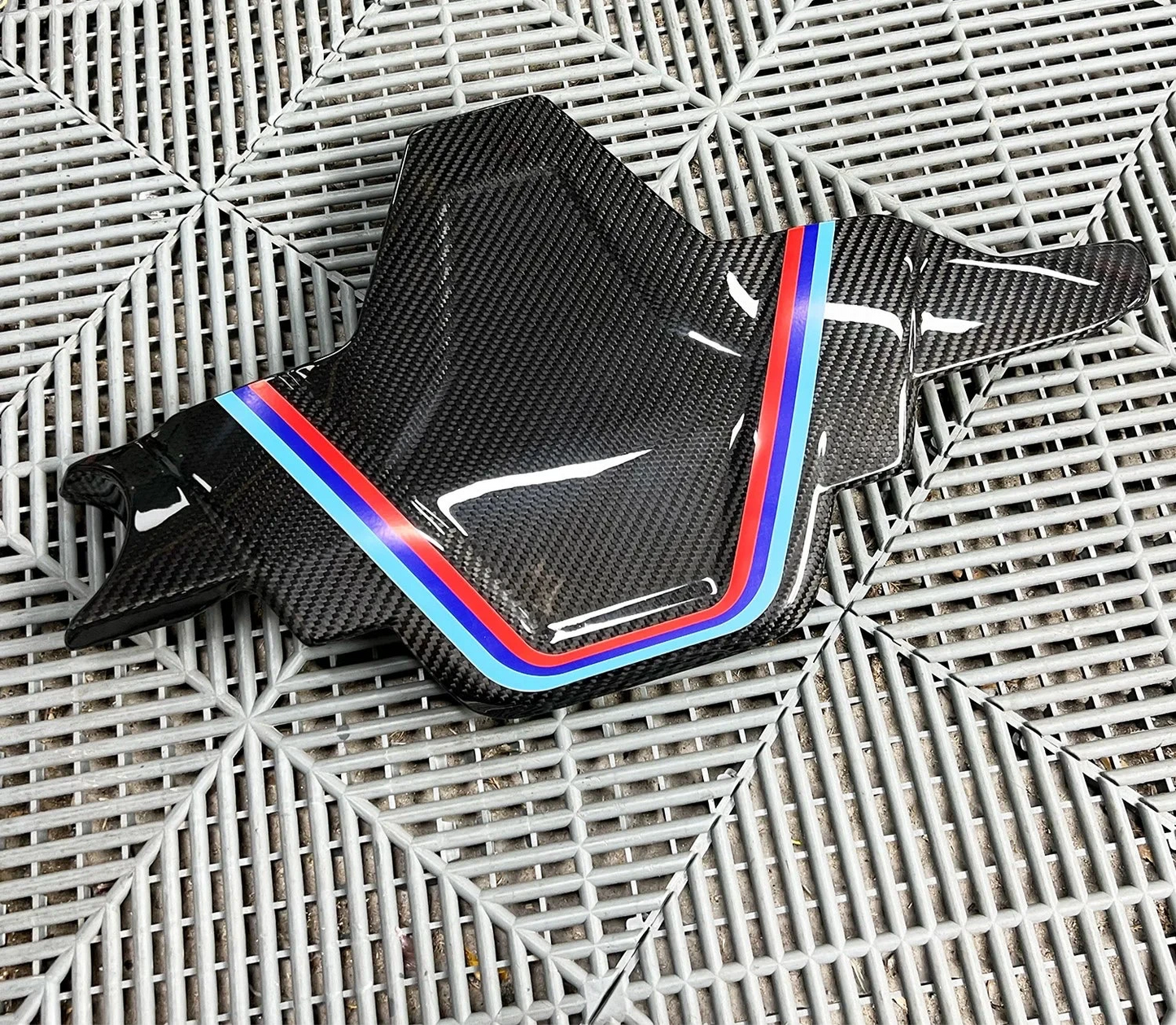 BMW F90 M5 Carbon Fiber Engine Cover
